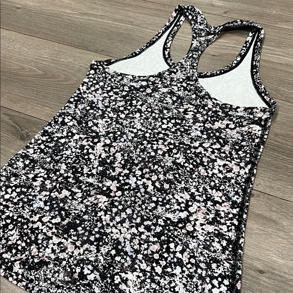 Lululemon Align Racerback Tank - Picture 6 of 9